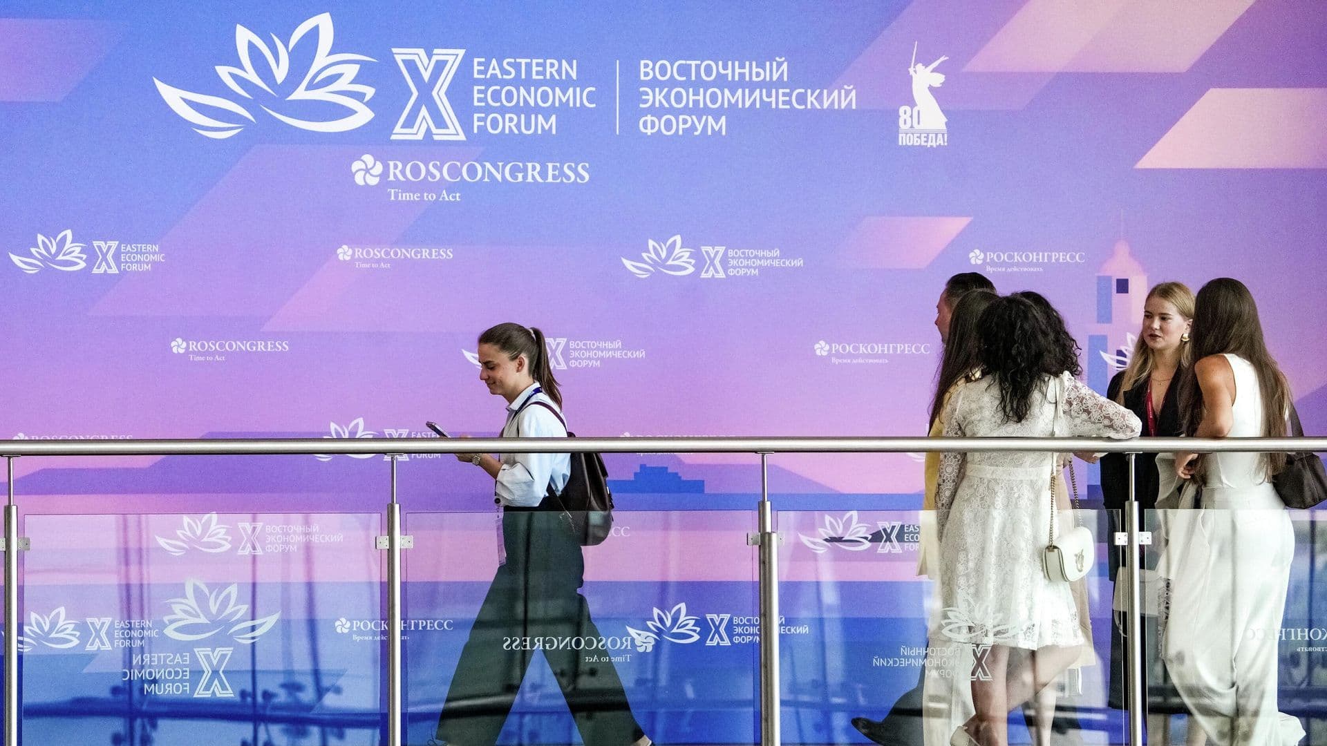 Песков рассказал о программе президента на полях ВЭФ