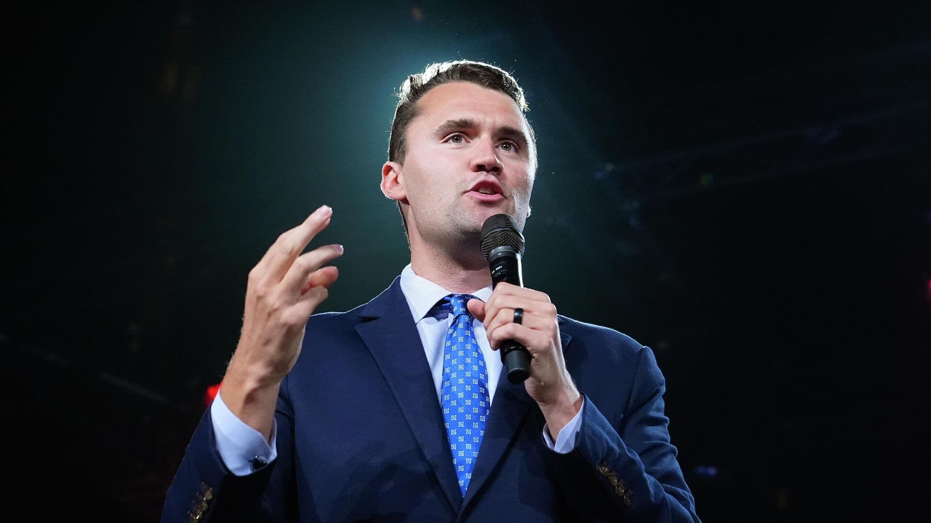 Экс-глава разведцентра США заявил, что Кирк не хотел кампании против Ирана