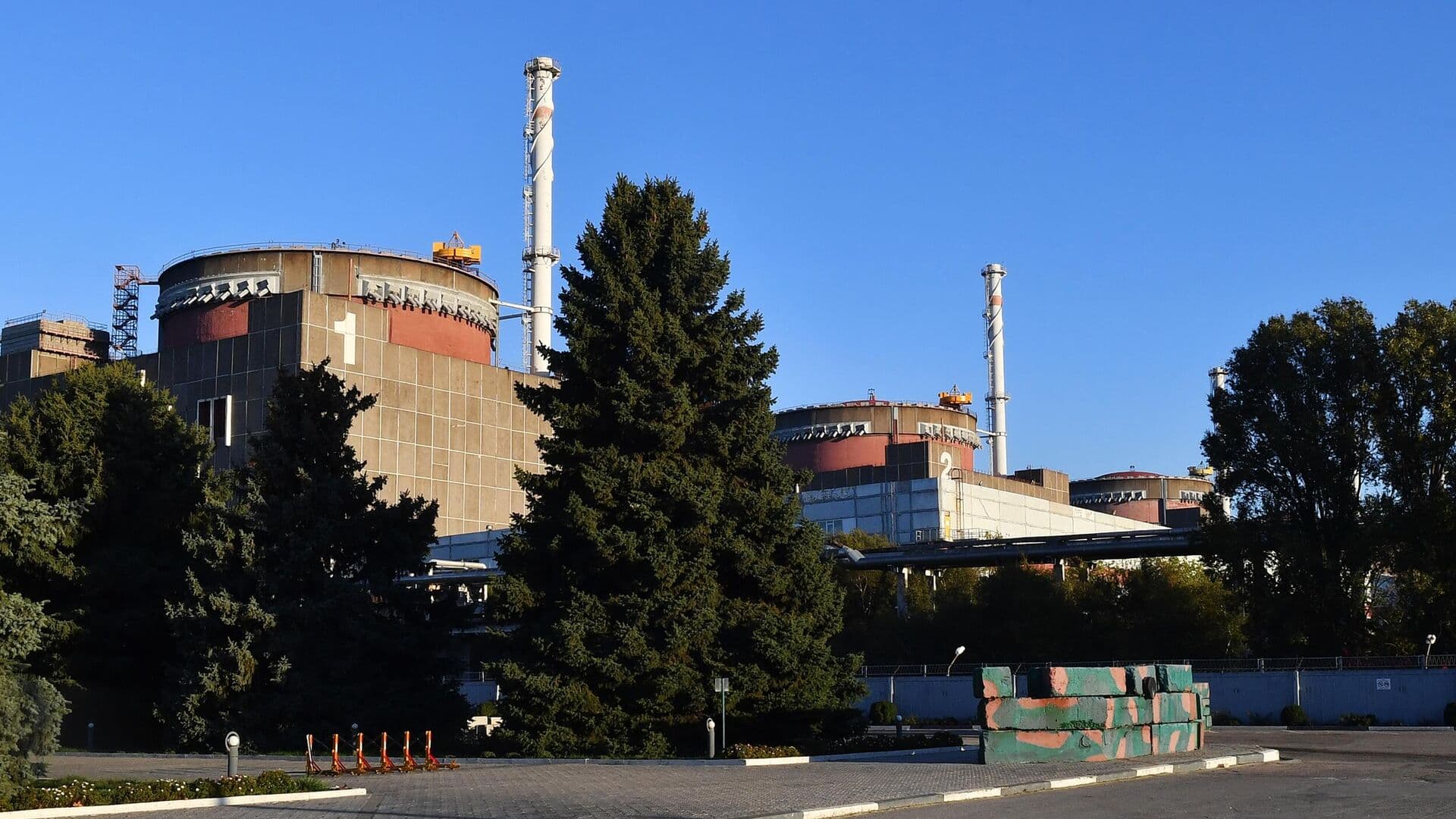 Лихачев сообщил о продолжении обстрелов Запорожской АЭС