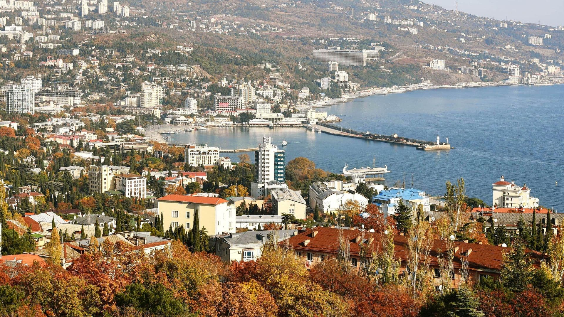 В Крыму объявили беспилотную опасность