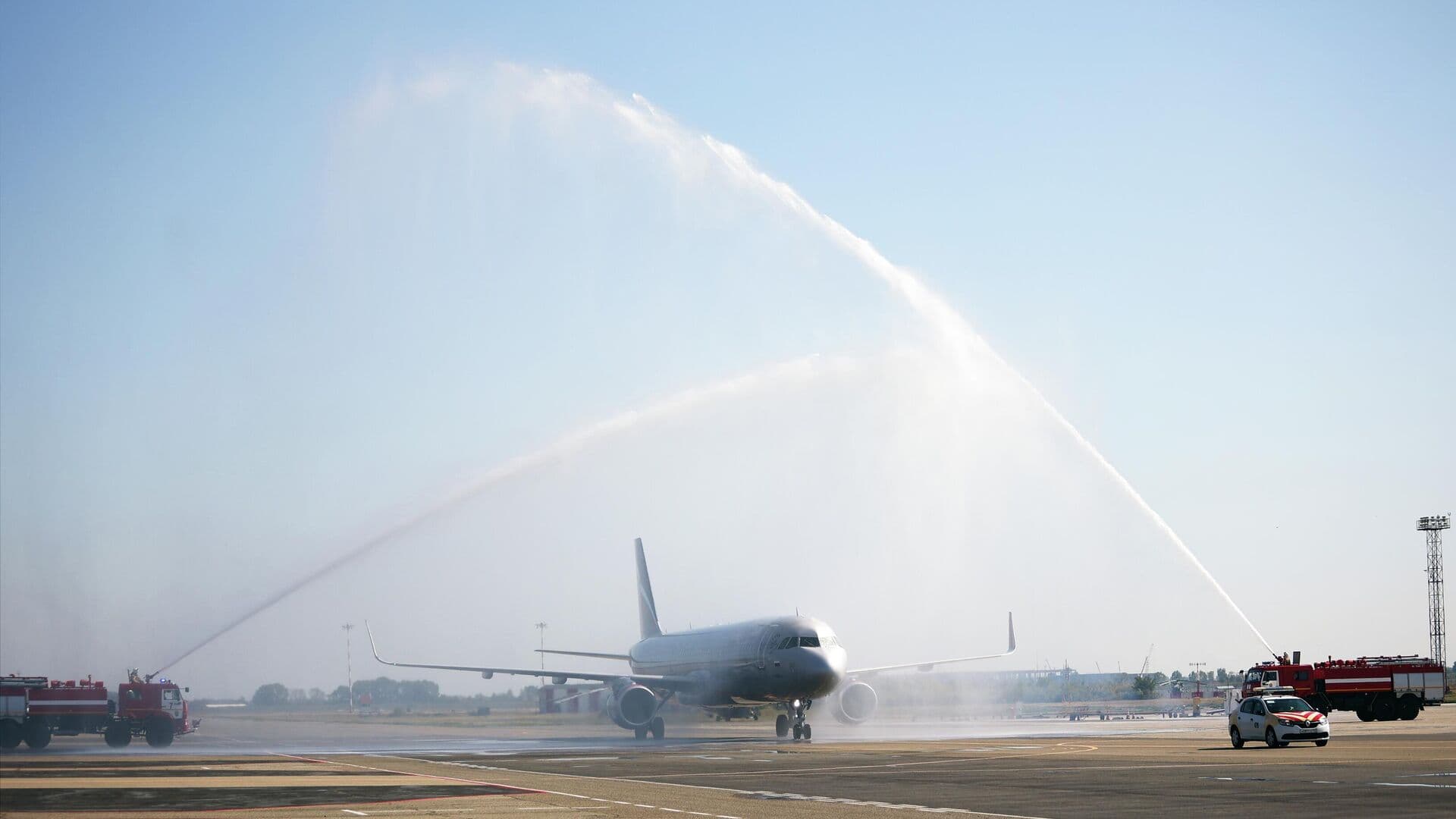 В аэропорту Краснодара сняли ограничения