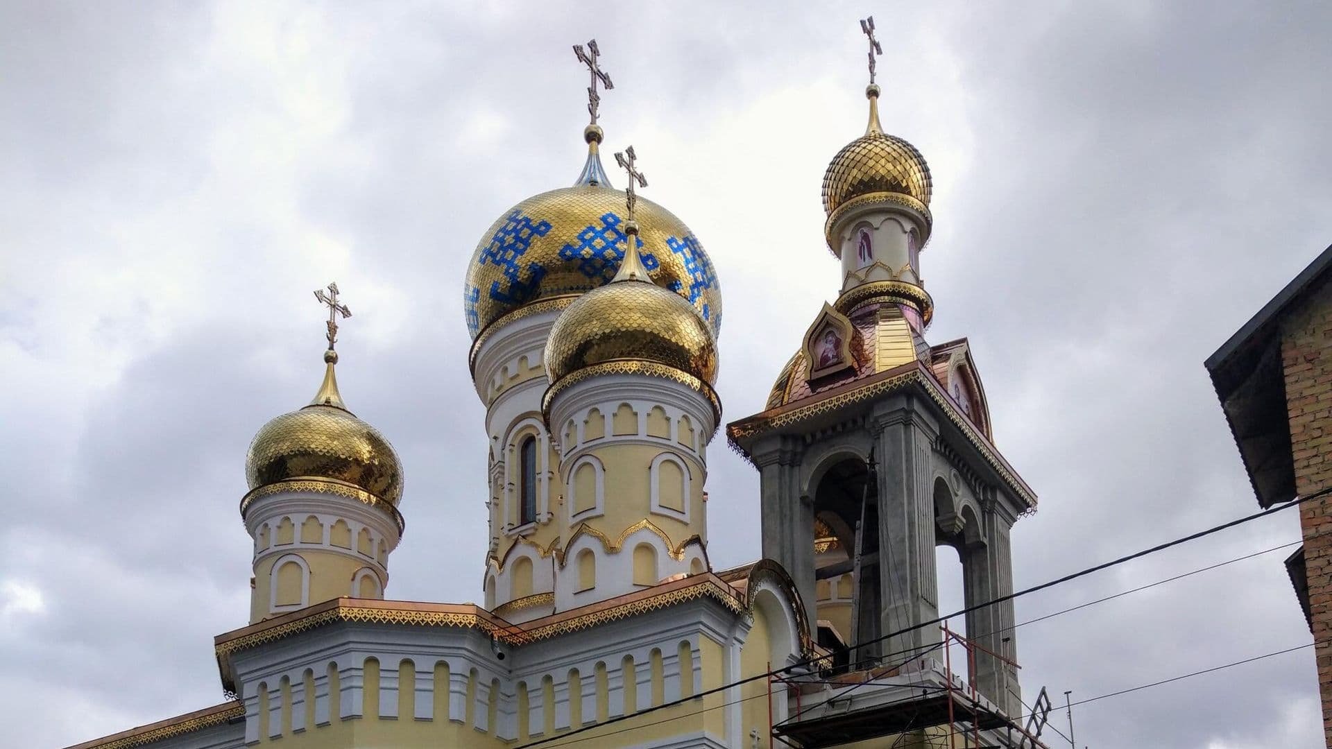 Киев проводит криминальный беспредел против канонической УПЦ, заявил МИД