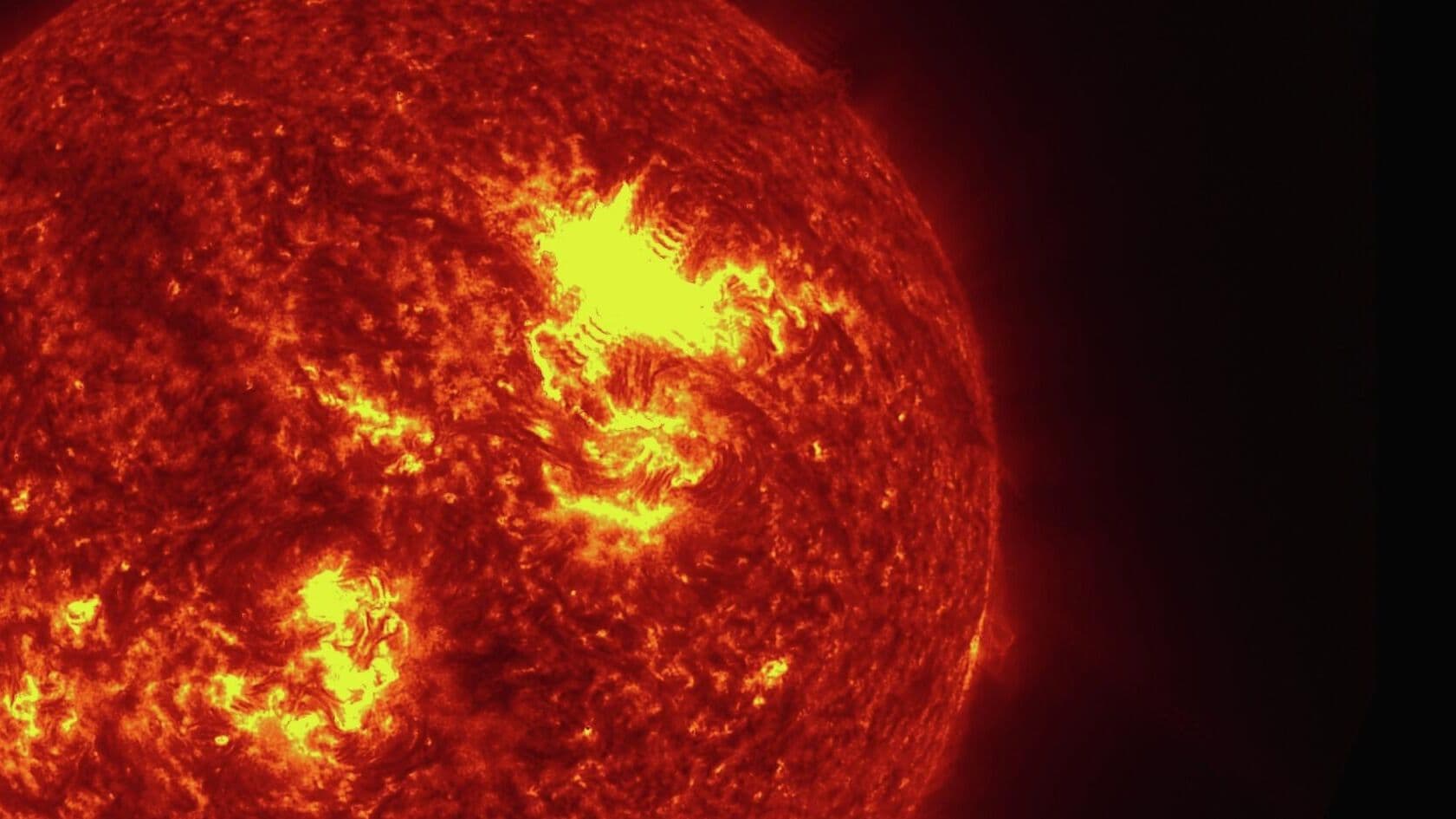 На Солнце произошла крупная вспышка