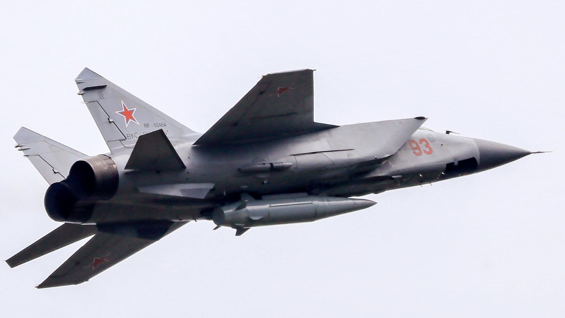 ВС России поразили логистический центр и место хранения БПЛА ВСУ