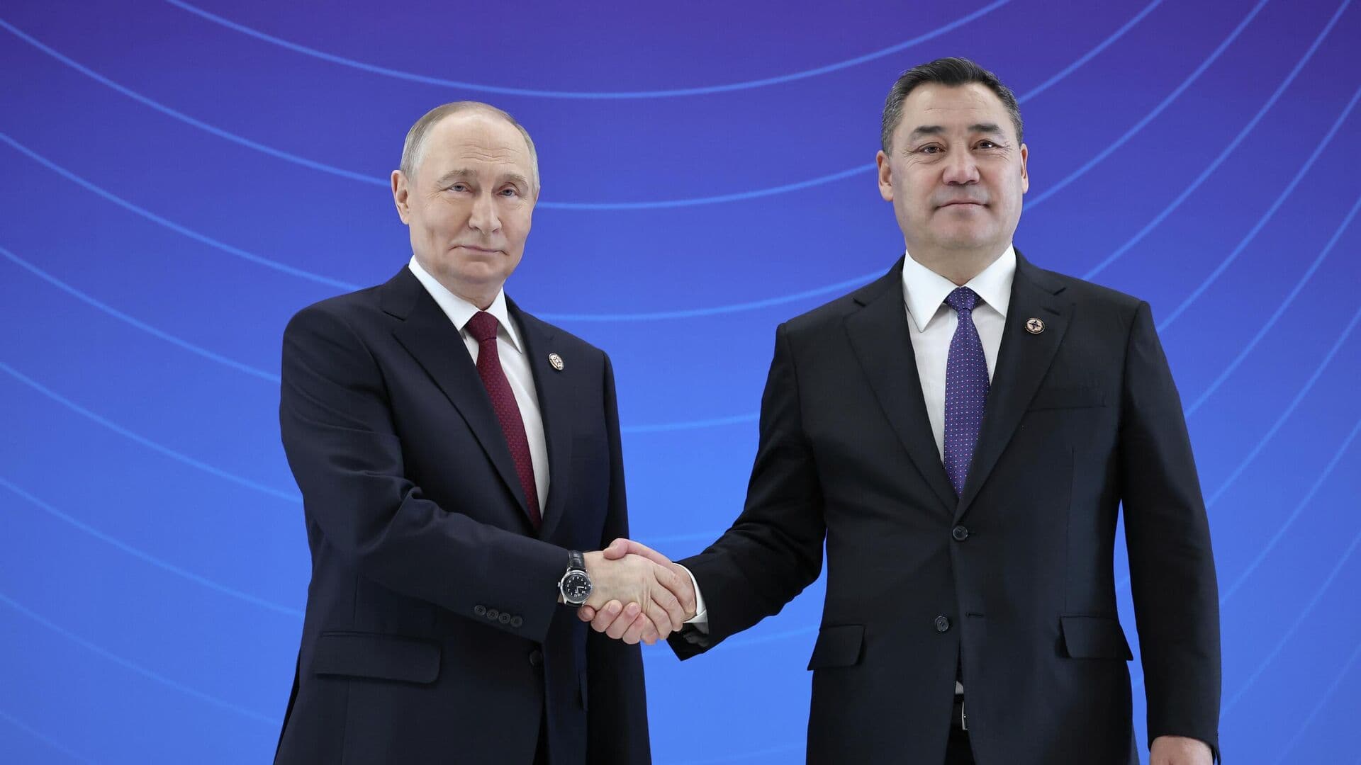 Путин в четверг встретится с президентом Киргизии