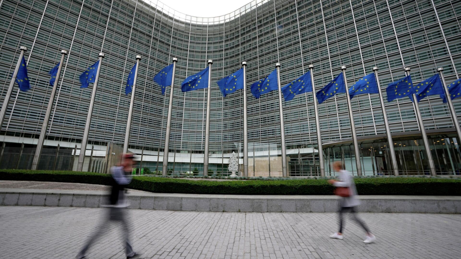 "Россия отвлечется": во Франции предупредили о новом плане ЕС