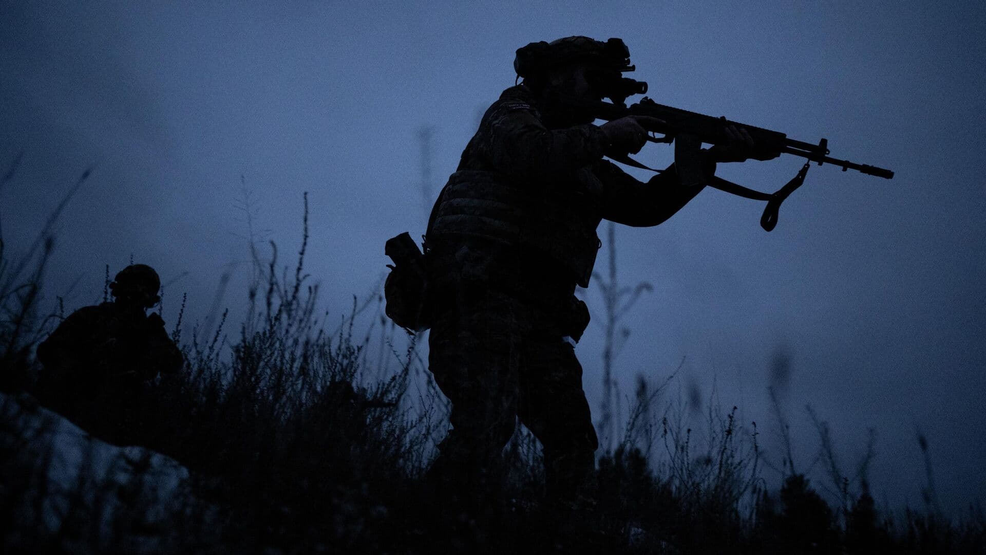 Более 2 тонн гумпомощи передали волонтеры жителям Белгорода