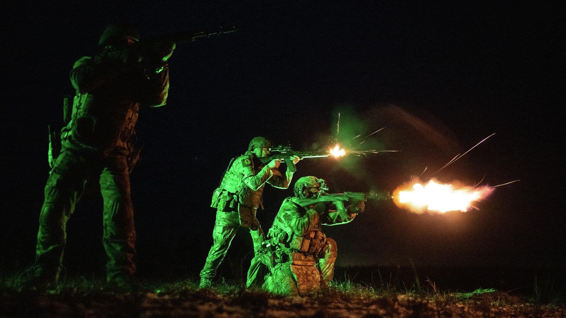 Боец ВС России в одиночку уничтожил отделение на огневой точке ВСУ