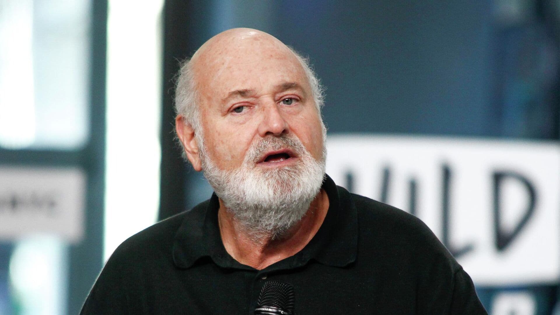 Обвиняемый в убийстве отца сын режиссера Райнера отрицает вину, пишут СМИ