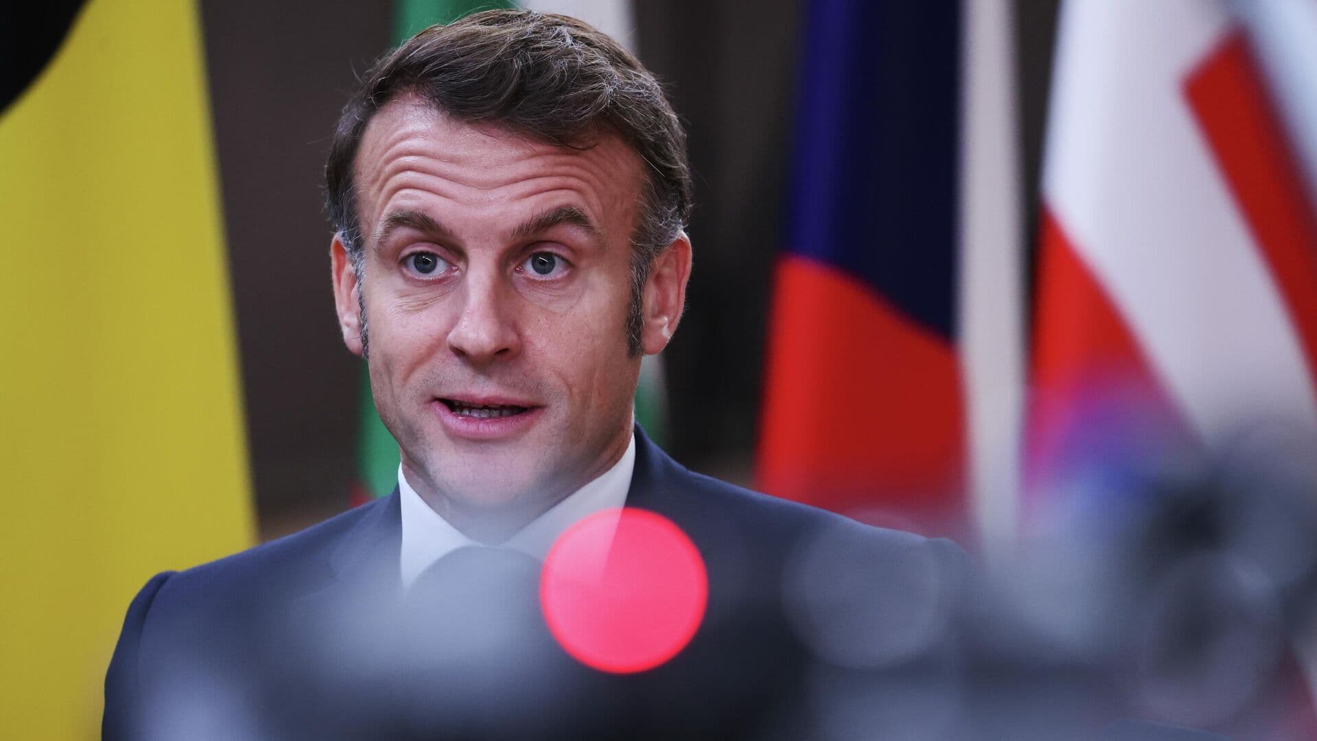 Франция усилит безопасность своих баз на Ближнем Востоке, заявил Макрон