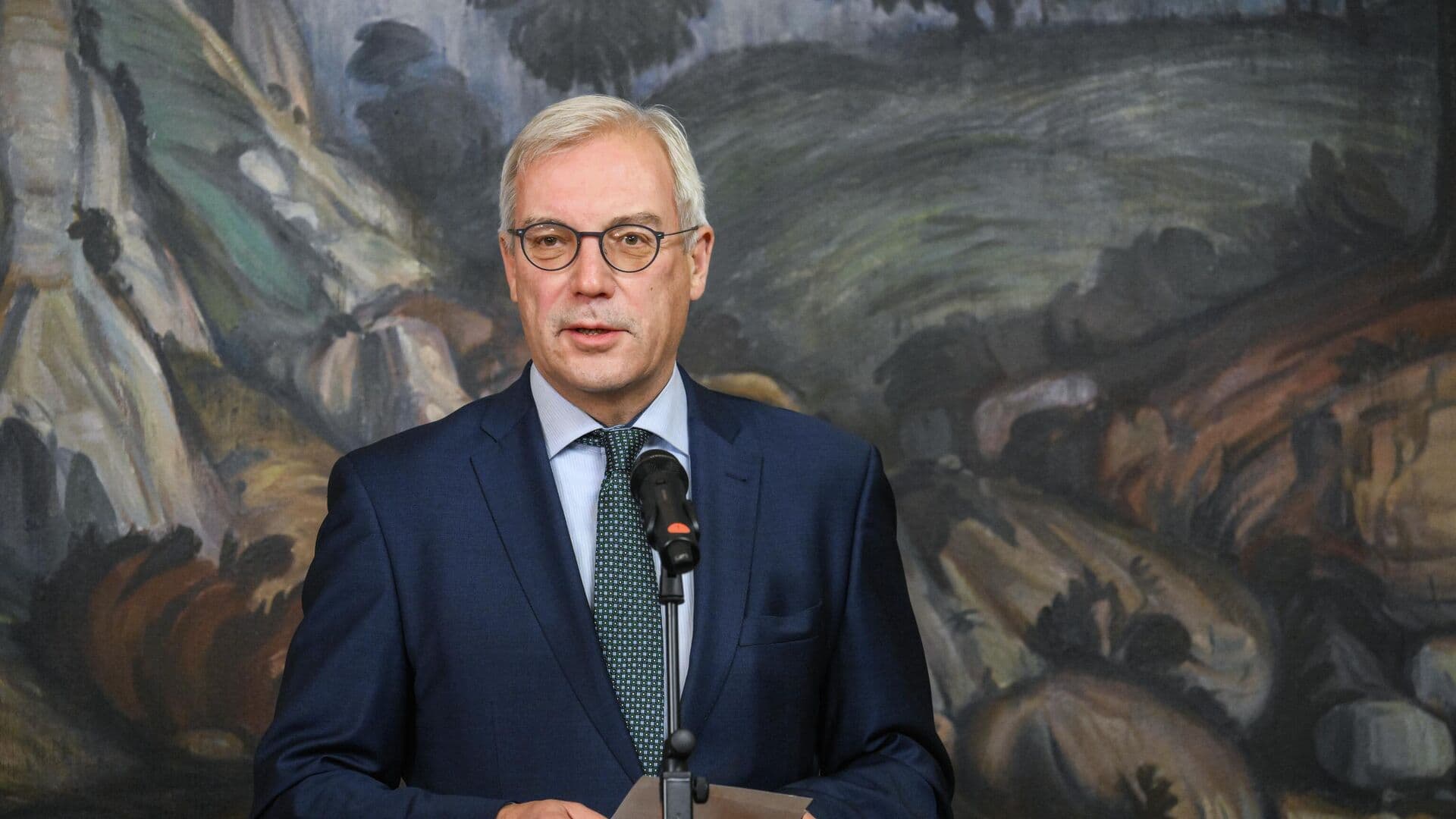 Грушко обвинил Британию и Францию в раскручивании гонки ядерных вооружений