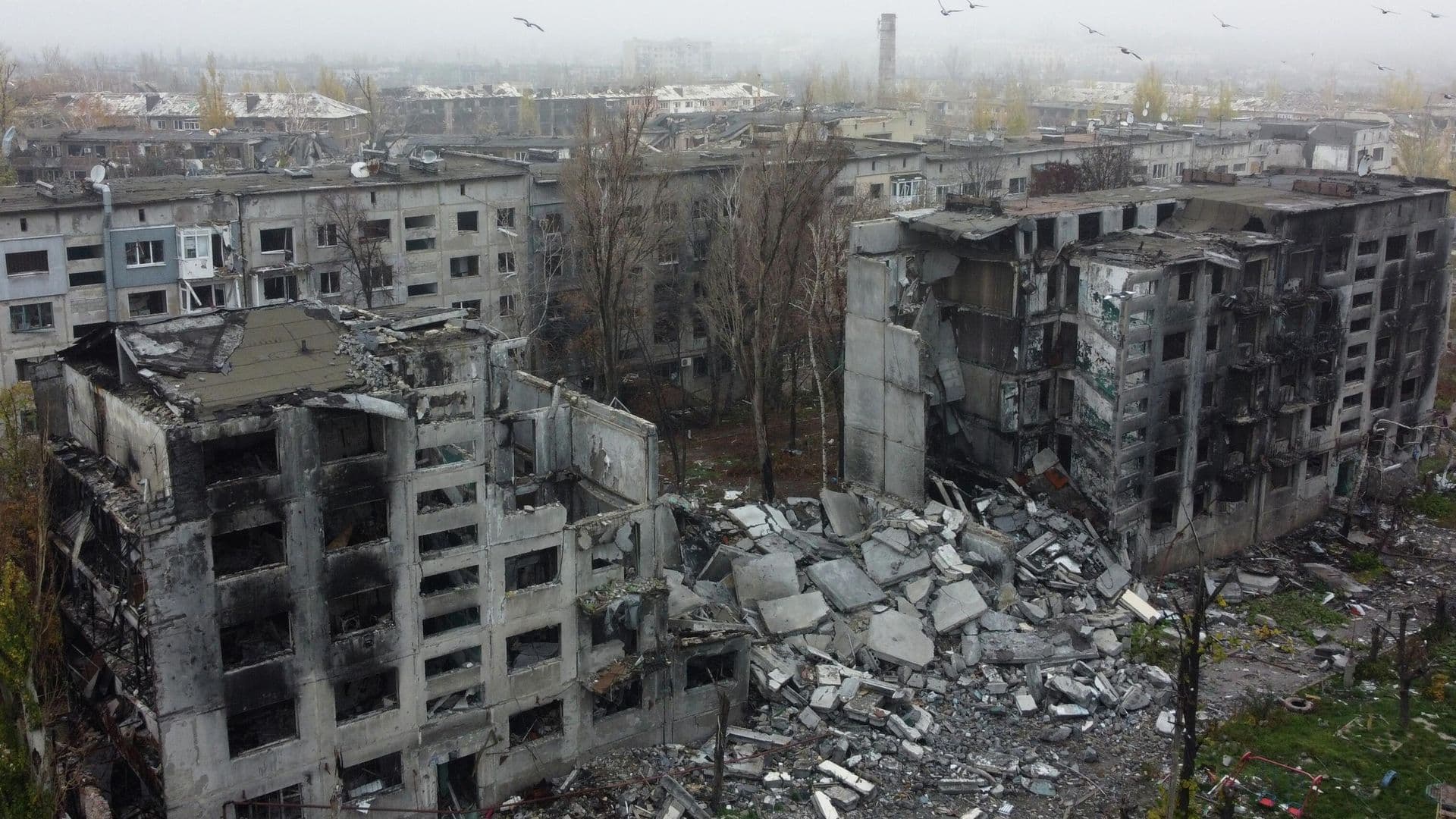 "Белые ангелы" в ДНР выбивали двери, чтобы вывезти детей