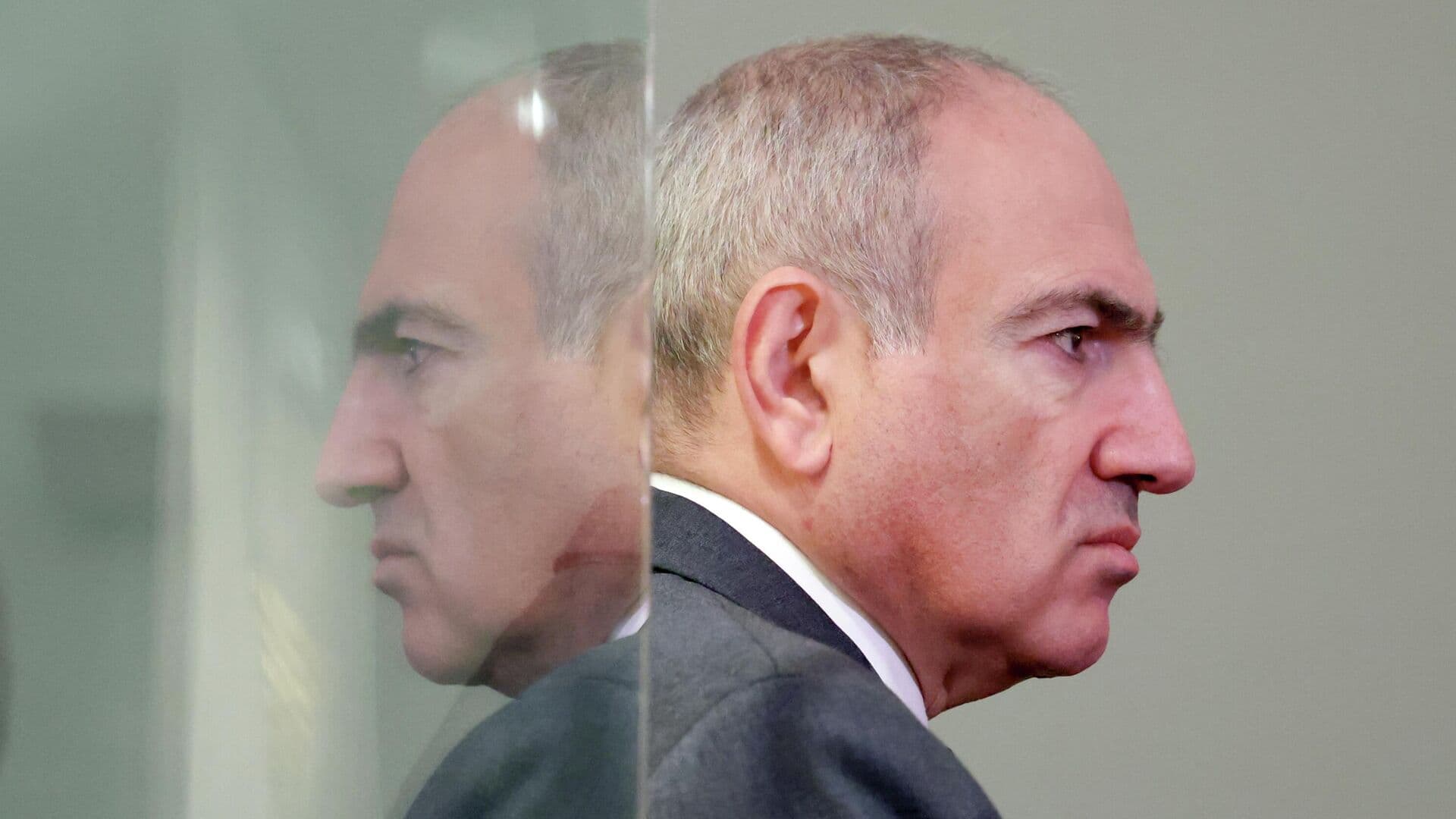 Пашинян объяснил, почему у Армении нет планов полета на Луну