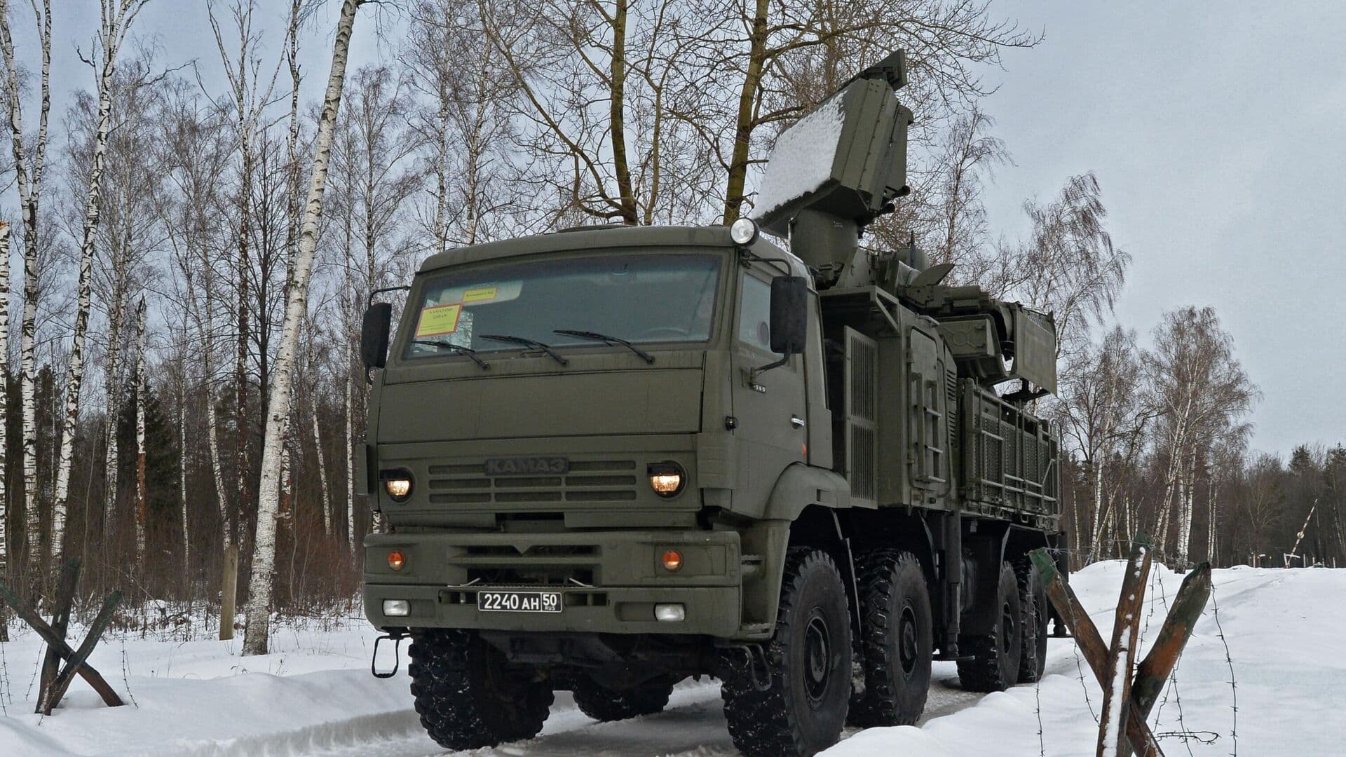 Над российскими регионами уничтожили 21 украинский беспилотник