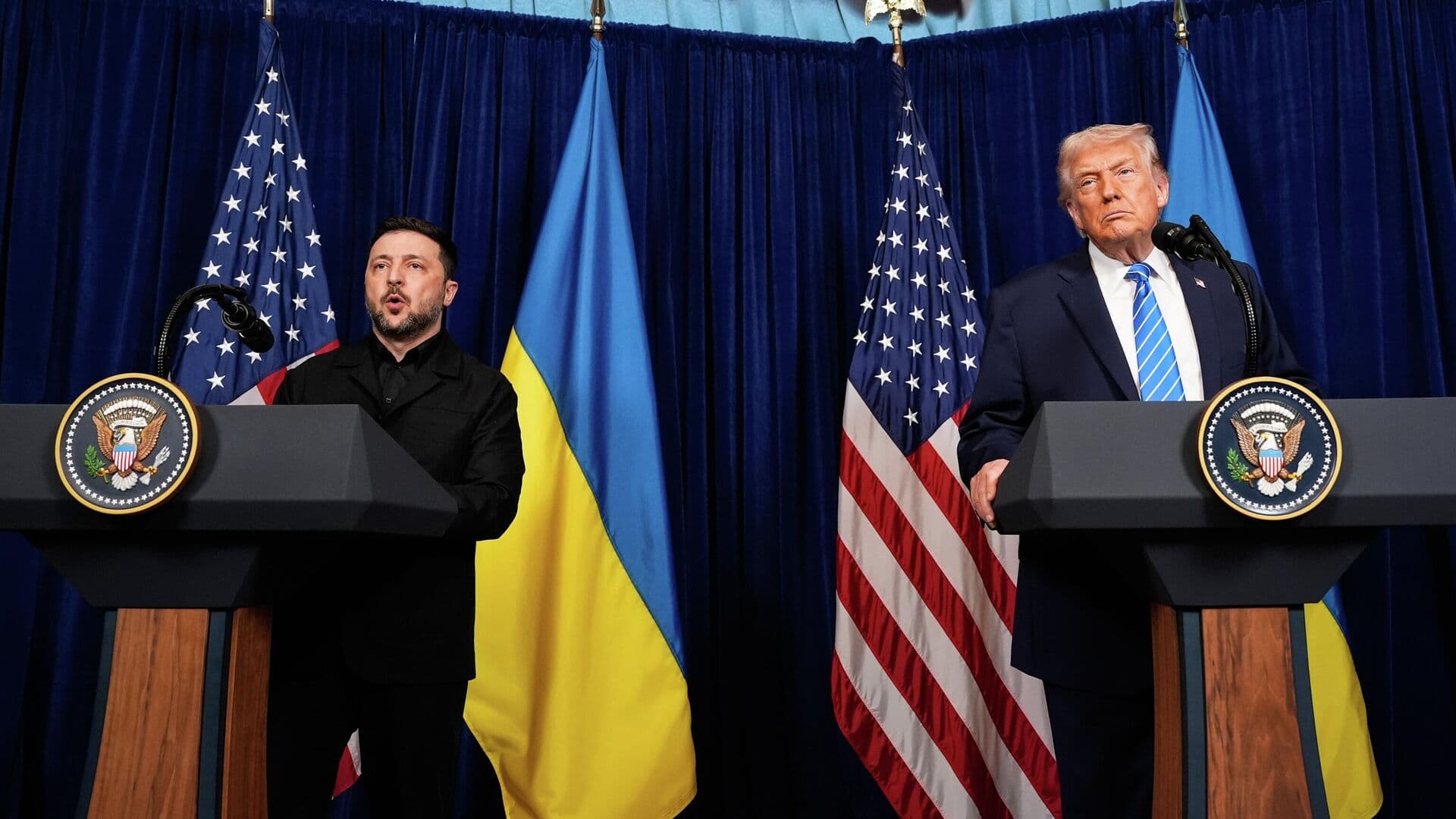 Трамп проводит телефонный разговор с Зеленским, пишут СМИ