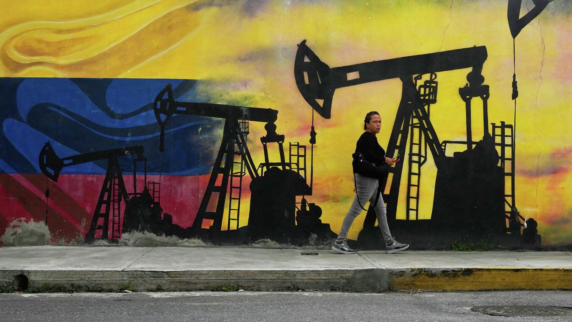 СМИ: Минюст США пытается конфисковать танкер, изъятый у берегов Венесуэлы