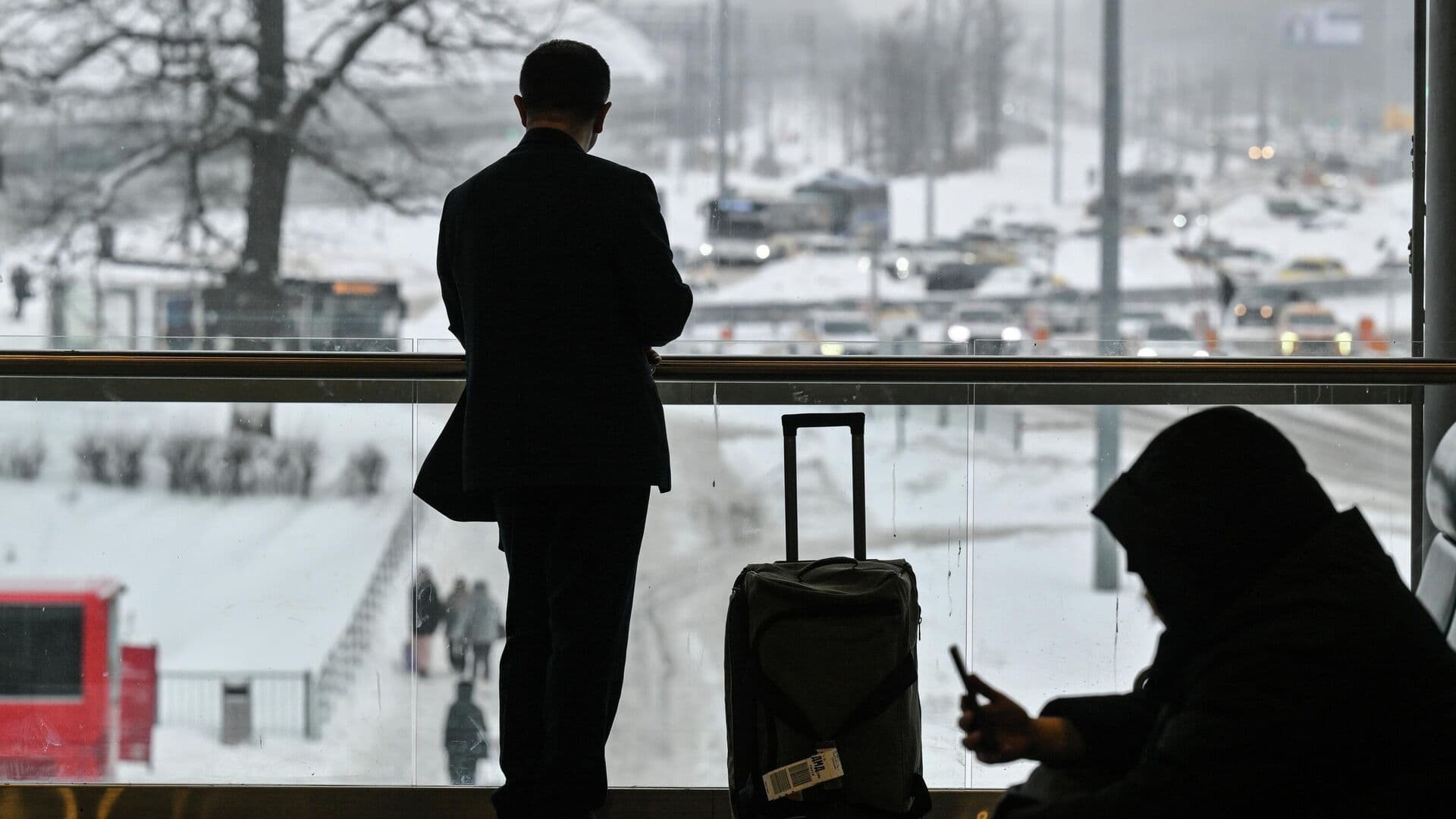 В FAA назвали причину приостановки работы аэропортов Вашингтона