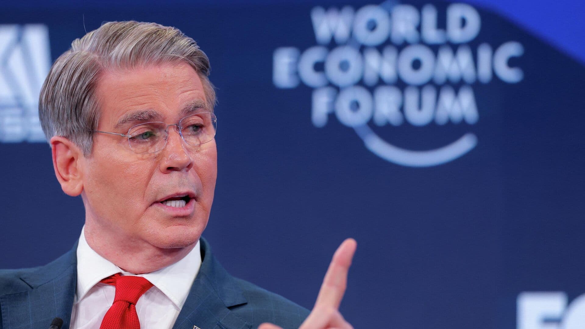 Бессент признался, что США помогли вызвать массовые протесты в Иране