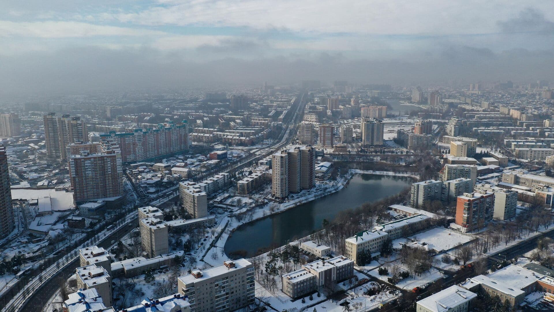 В ГД предложили сделать бесплатными парковки в Краснодаре в выходные