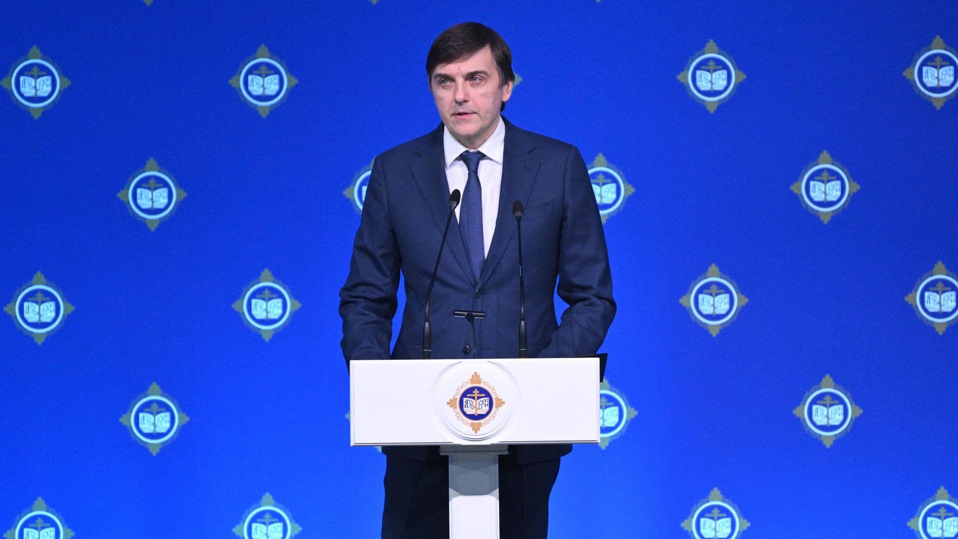 Кравцов сравнил рывок в строительстве школ с советским периодом