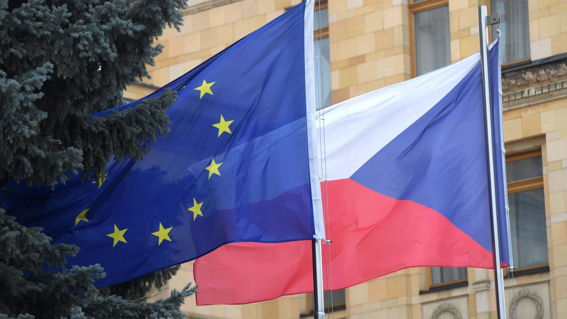 Чехия может подключиться к европейской инициативе по ядерному сдерживанию