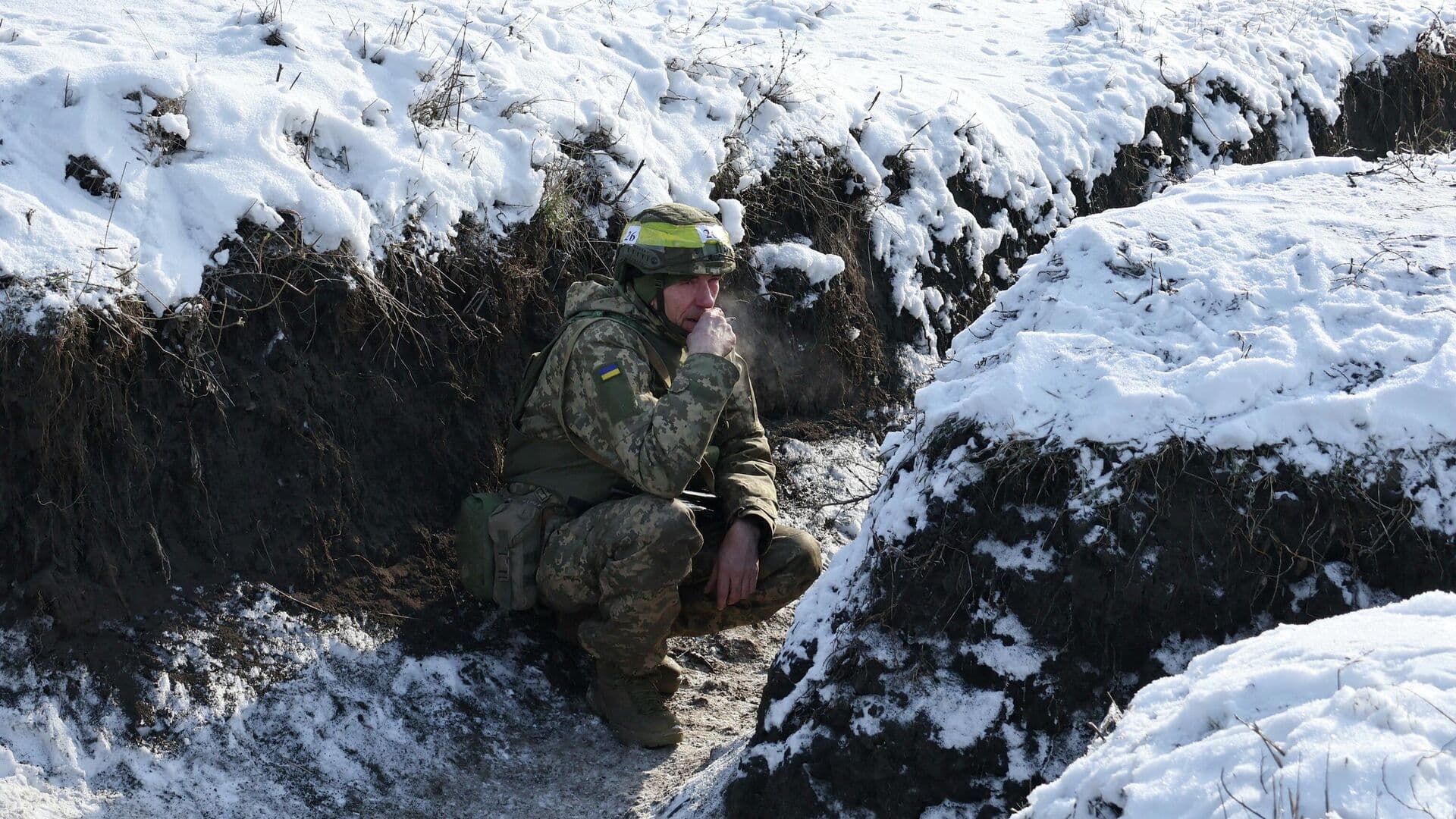 ВСУ вырезали ножом свастику на спине российского военнопленного