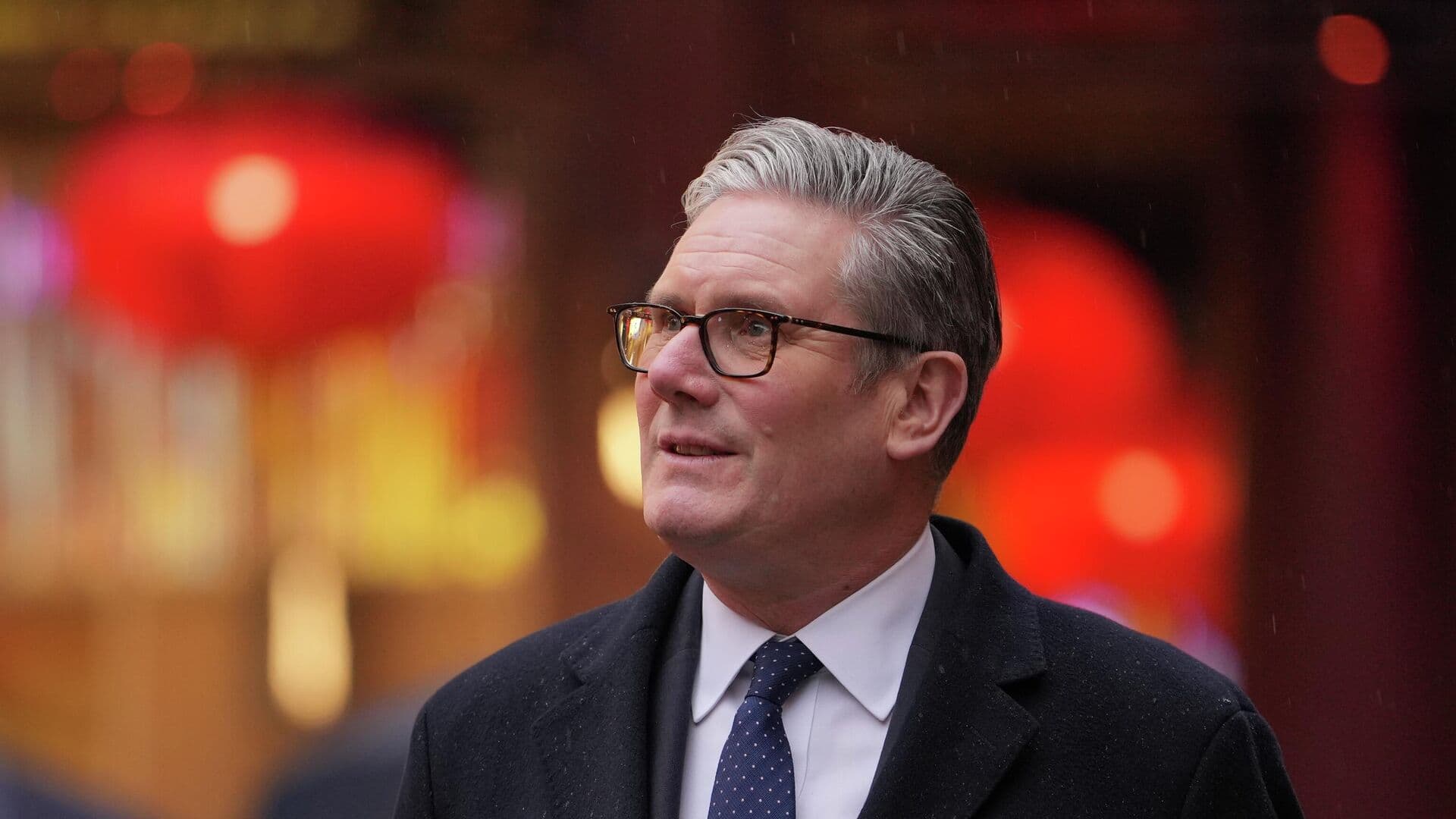 СМИ: скандал с Эпштейном может стоить Стармеру кресла премьера