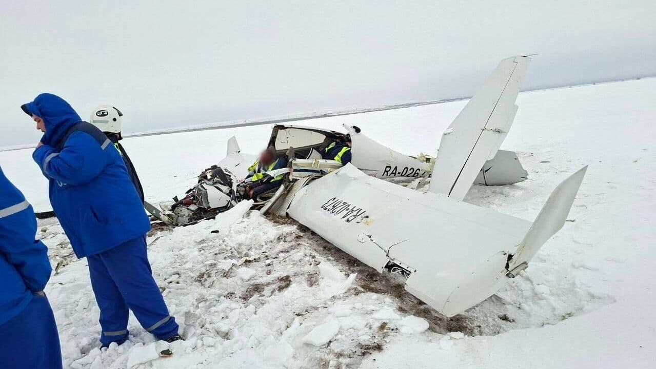 Глава Росавиации посетил место катастрофы учебного самолета в Оренбуржье