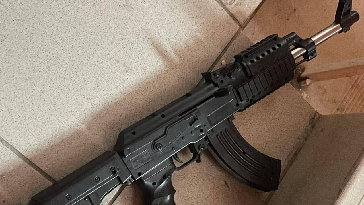 В Уфе школьник выстрелил из игрушечного автомата в лицо учителю