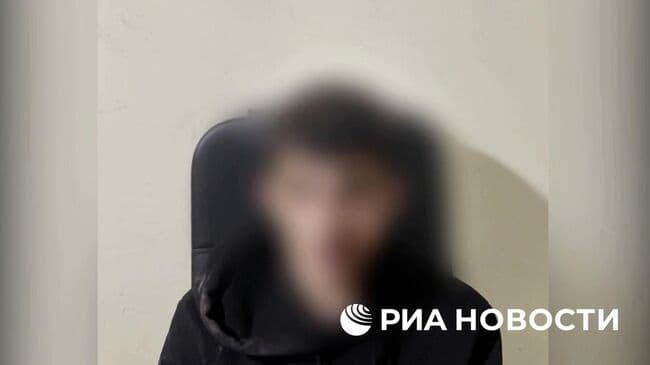 ФСБ опубликовала видео с мужчиной, задержанным за подготовку диверсии