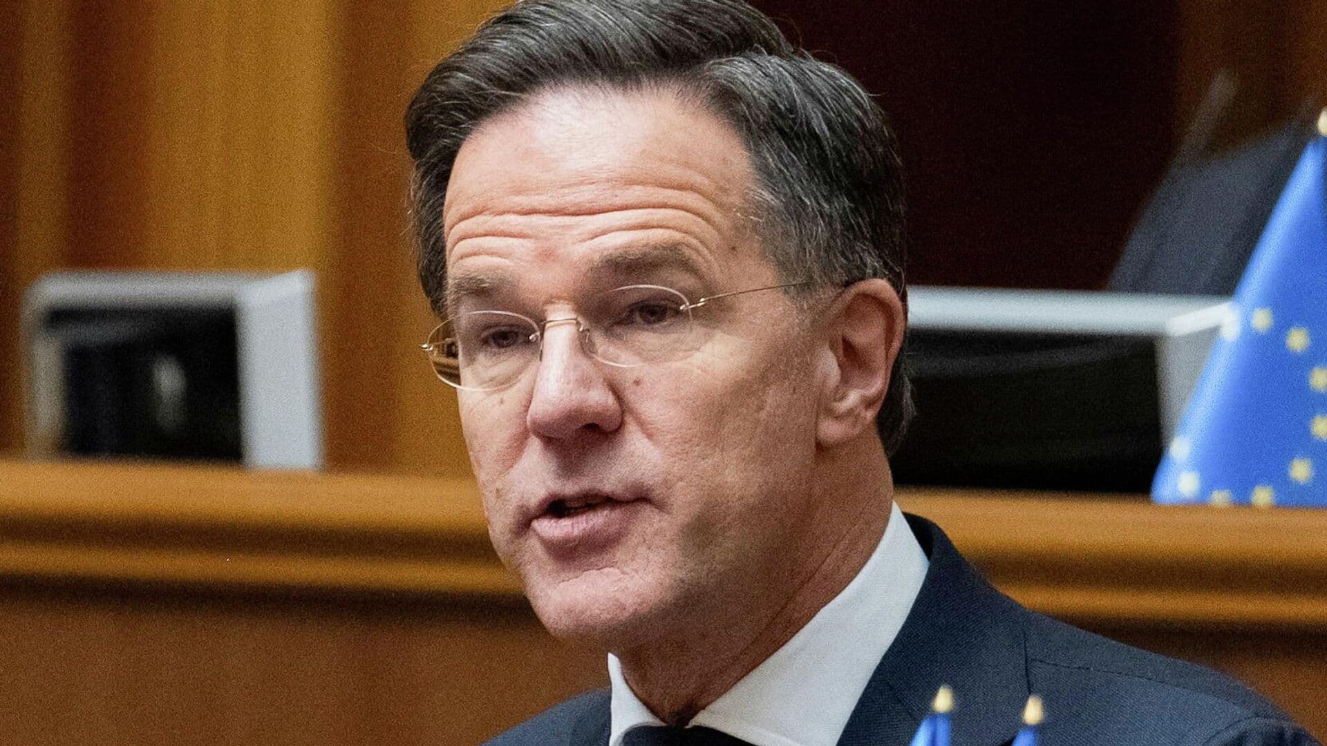 СМИ: генсек НАТО попал в опасную ситуацию в Киеве