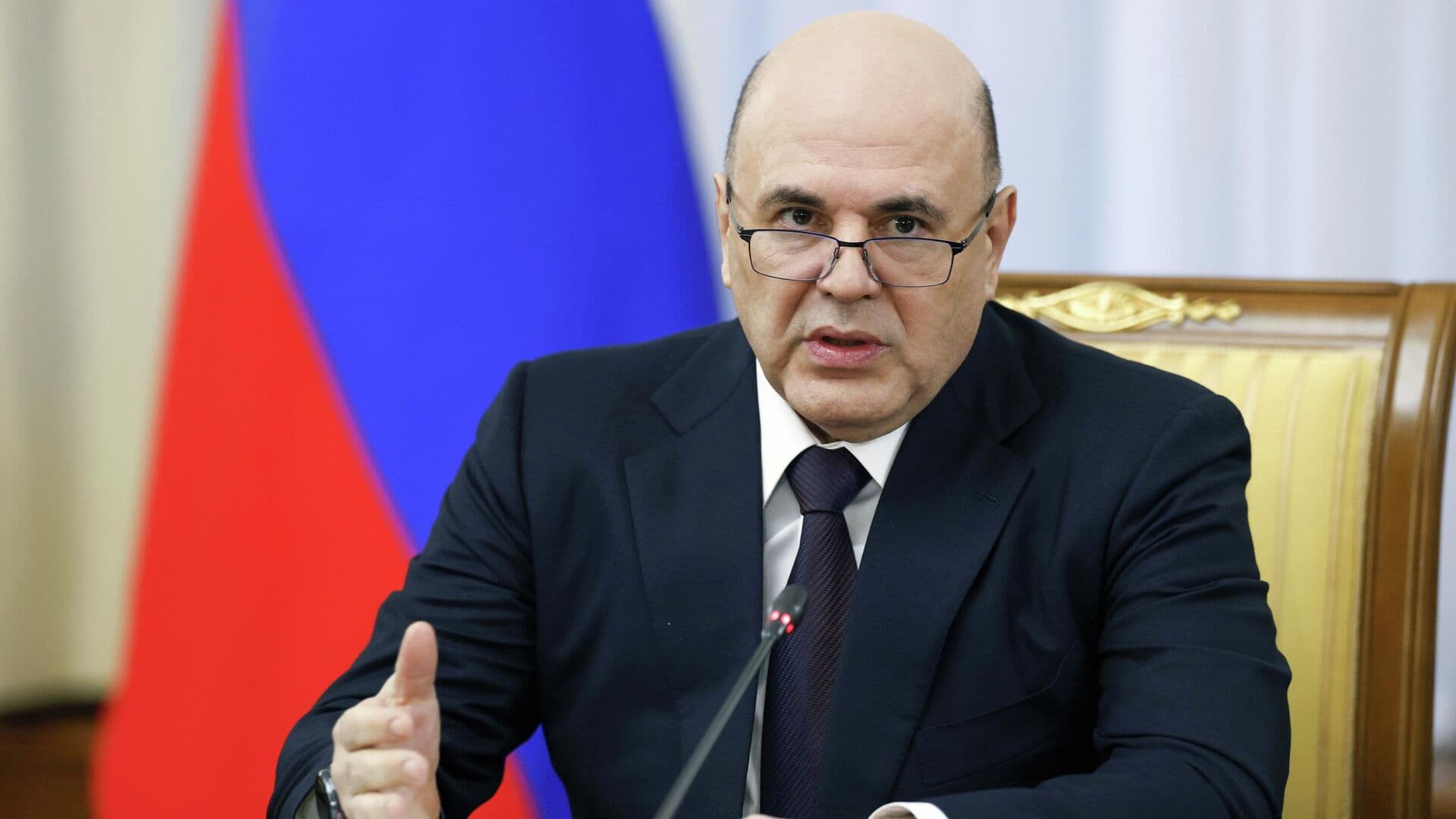 Мишустин рассказал, как критика депутатов помогает правительству