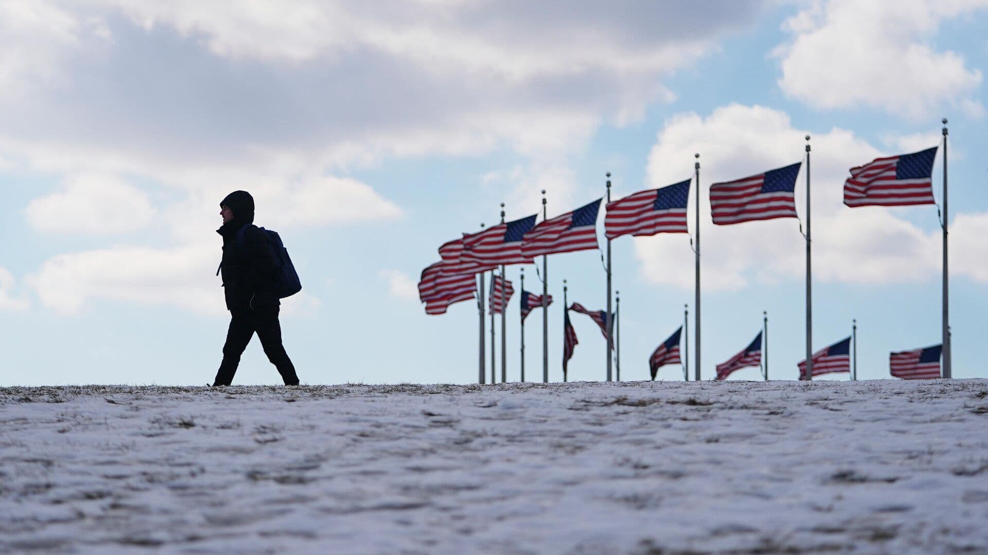 СМИ: США хотят финансировать антимигрантские аналитические центры в Европе