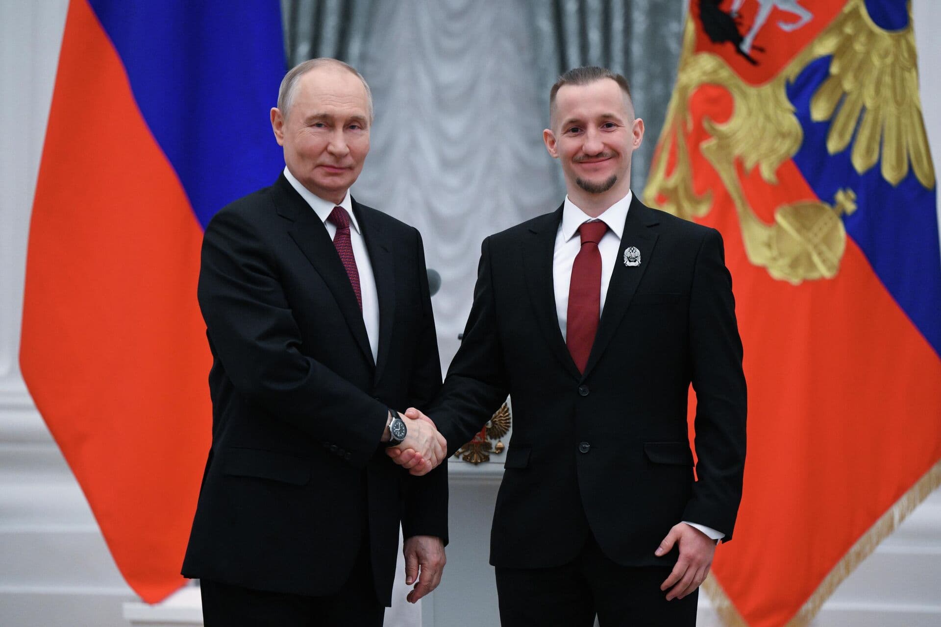 Путин вручил премии молодым ученым