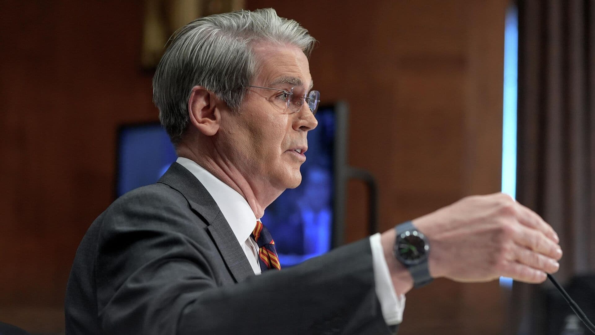 Бессент рассказал, сколько США потратили на операцию в Иране