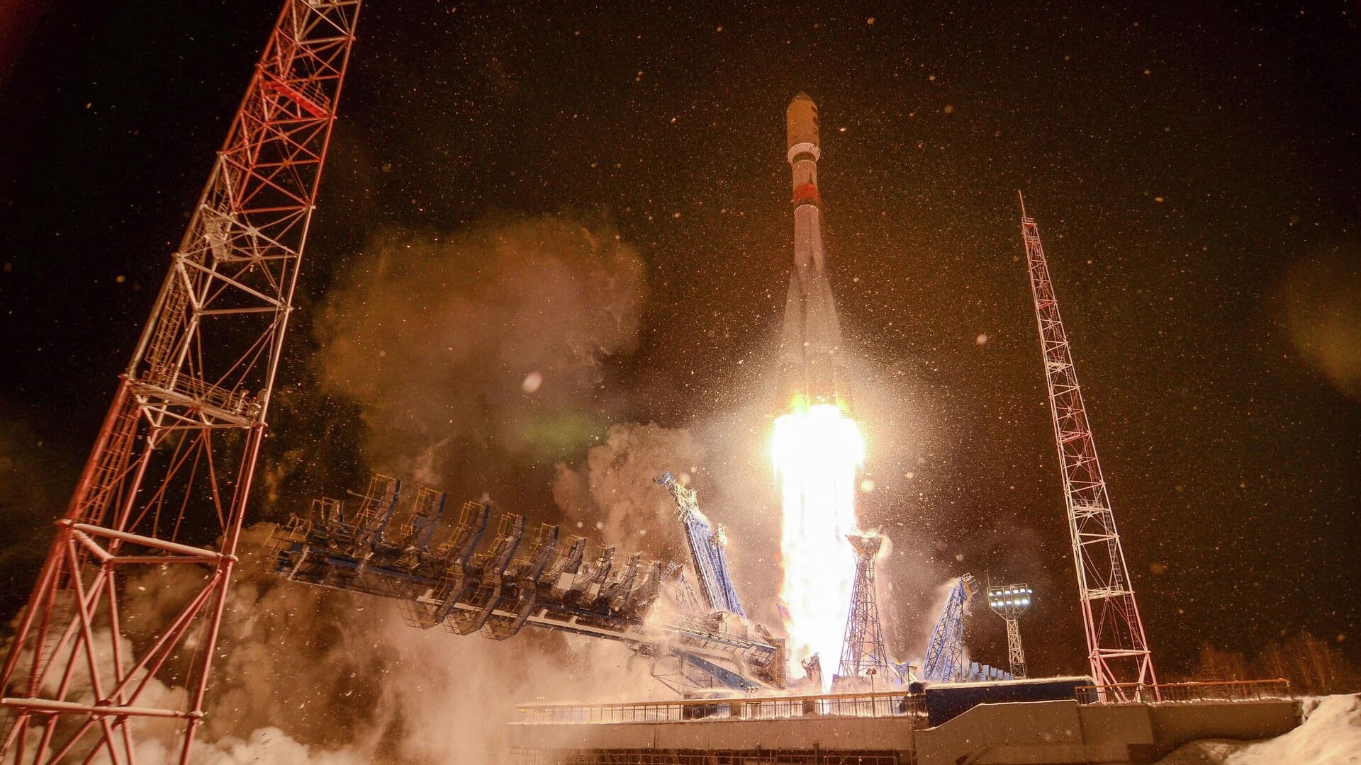 Ракета с военным спутником стартовала с Плесецка