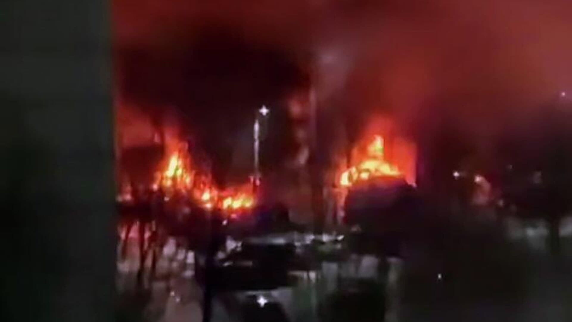 В Волгограде открыли ПВР после атаки БПЛА