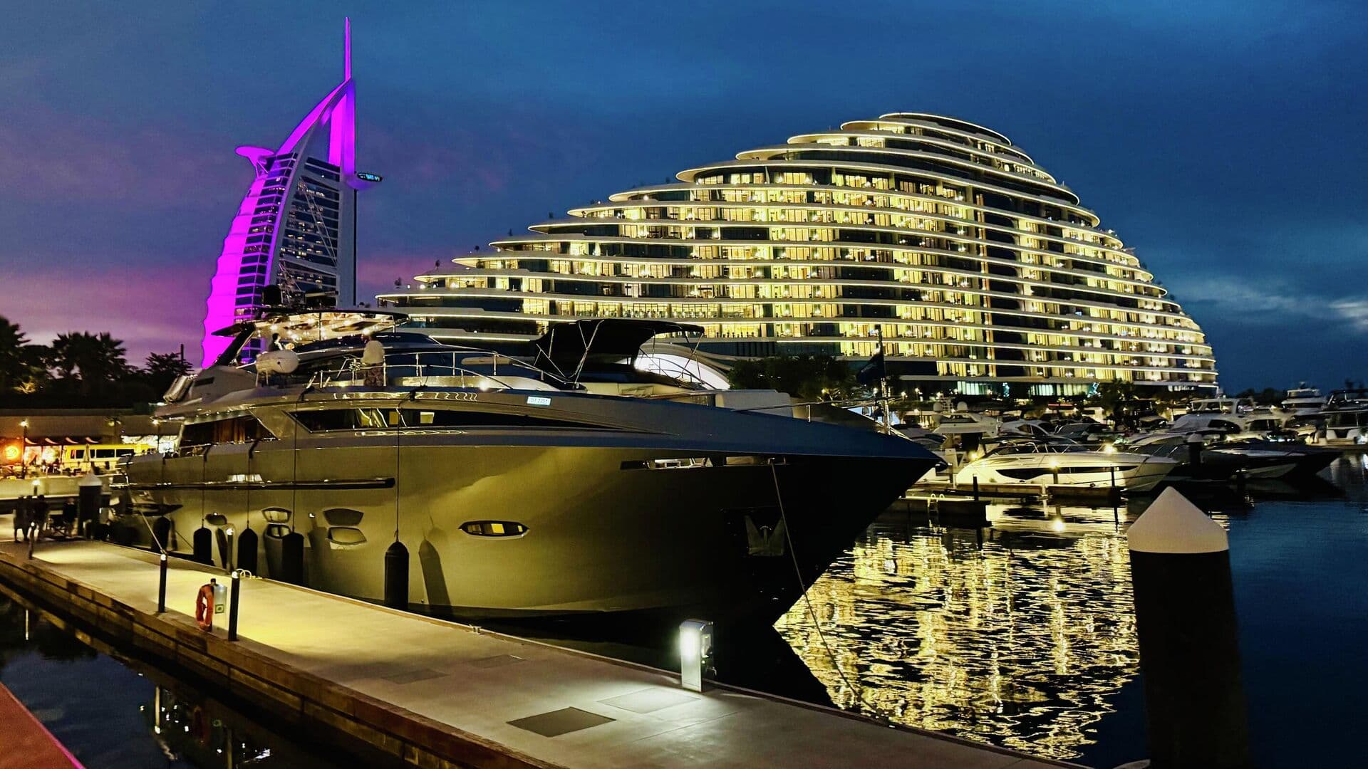 Русскоязычное меню стало привычной частью жизни Дубая