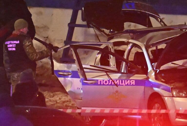 Подрыв автомобиля ДПС на площади Савеловского вокзала
