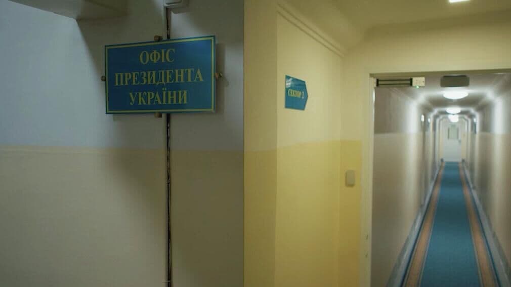 Зеленский показал бункер, где прятался два года