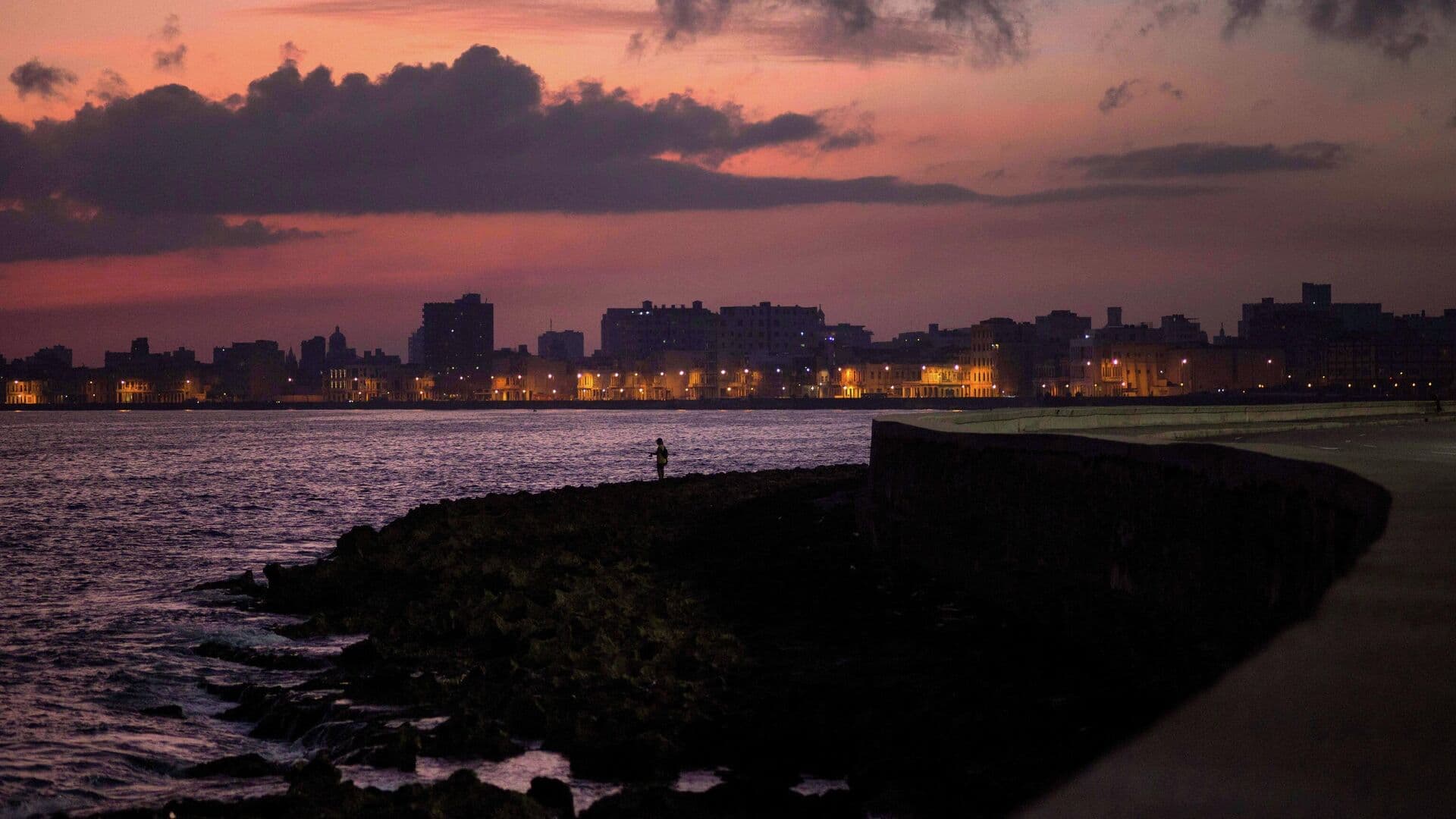 В посольстве России рассказали о ситуации на Кубе из-за топливной блокады