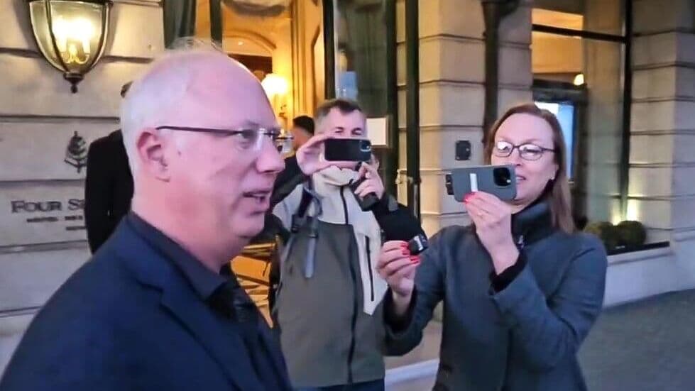 Источник: страны ЕС пытались помешать пролету борта Дмитриева из Женевы