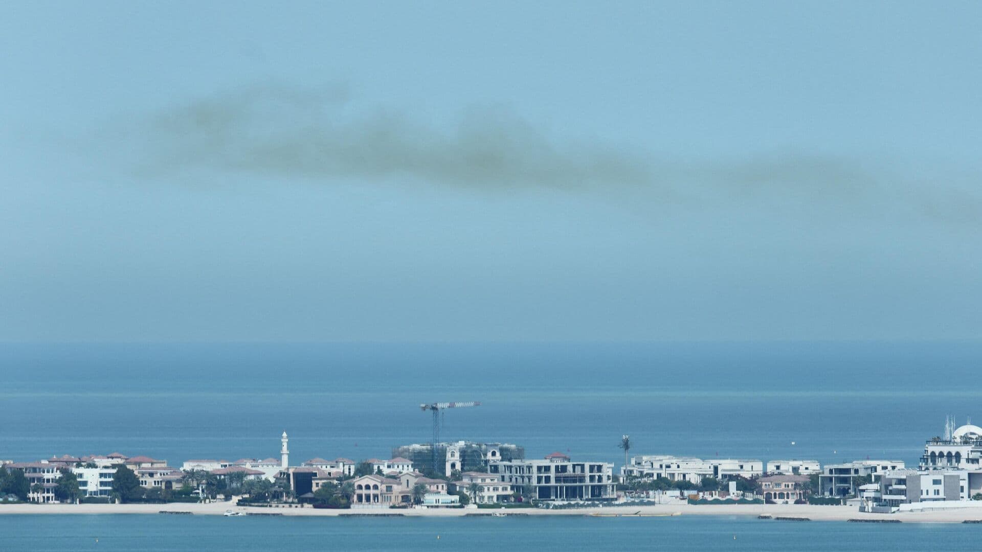 В Катаре звуки взрывов гремят каждые пару минут