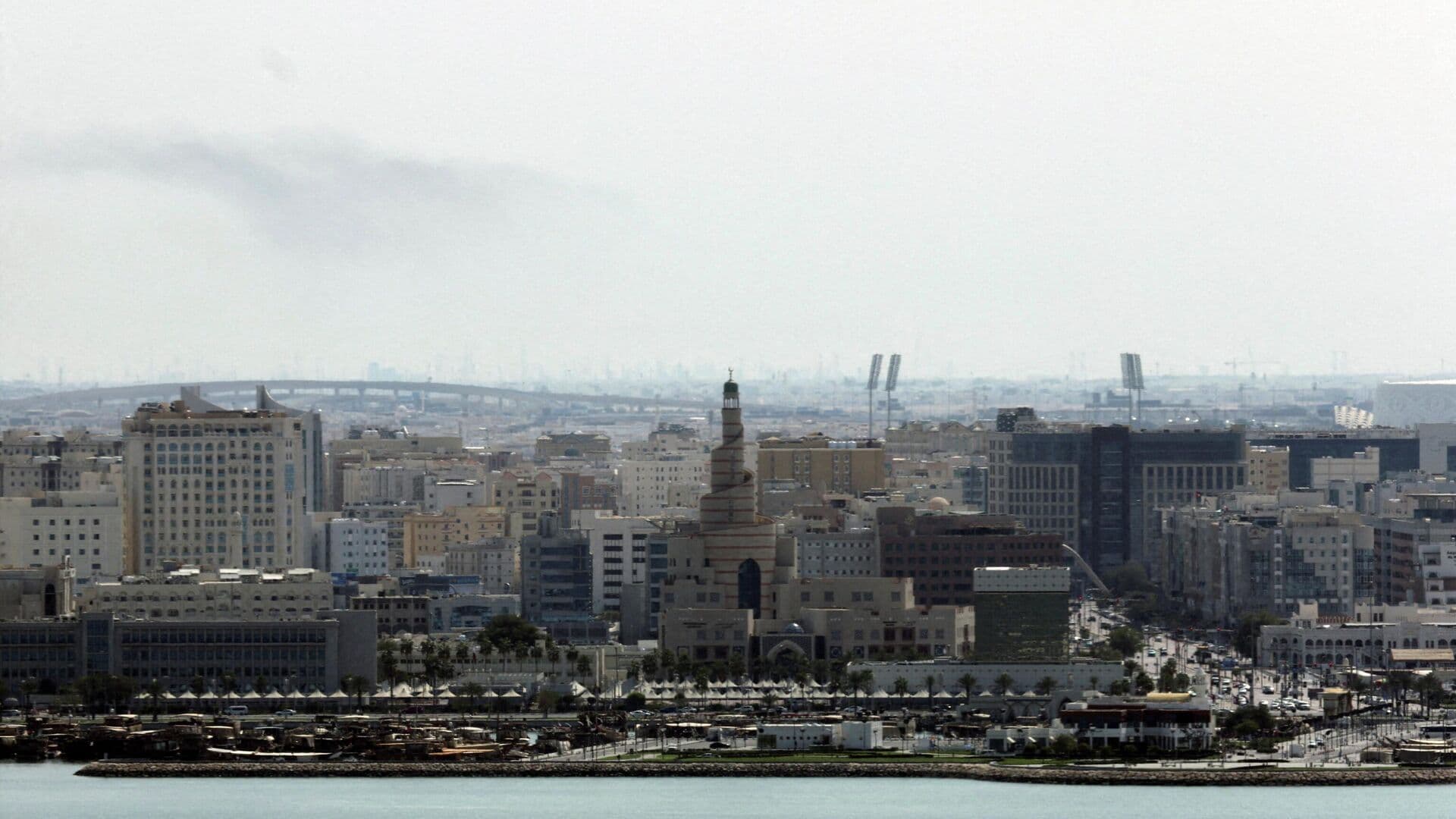 В столице Катара прогремели новые взрывы