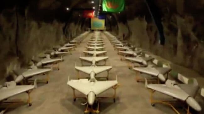 Иран показал кадры с запуском беспилотников по позициям США и Израиля