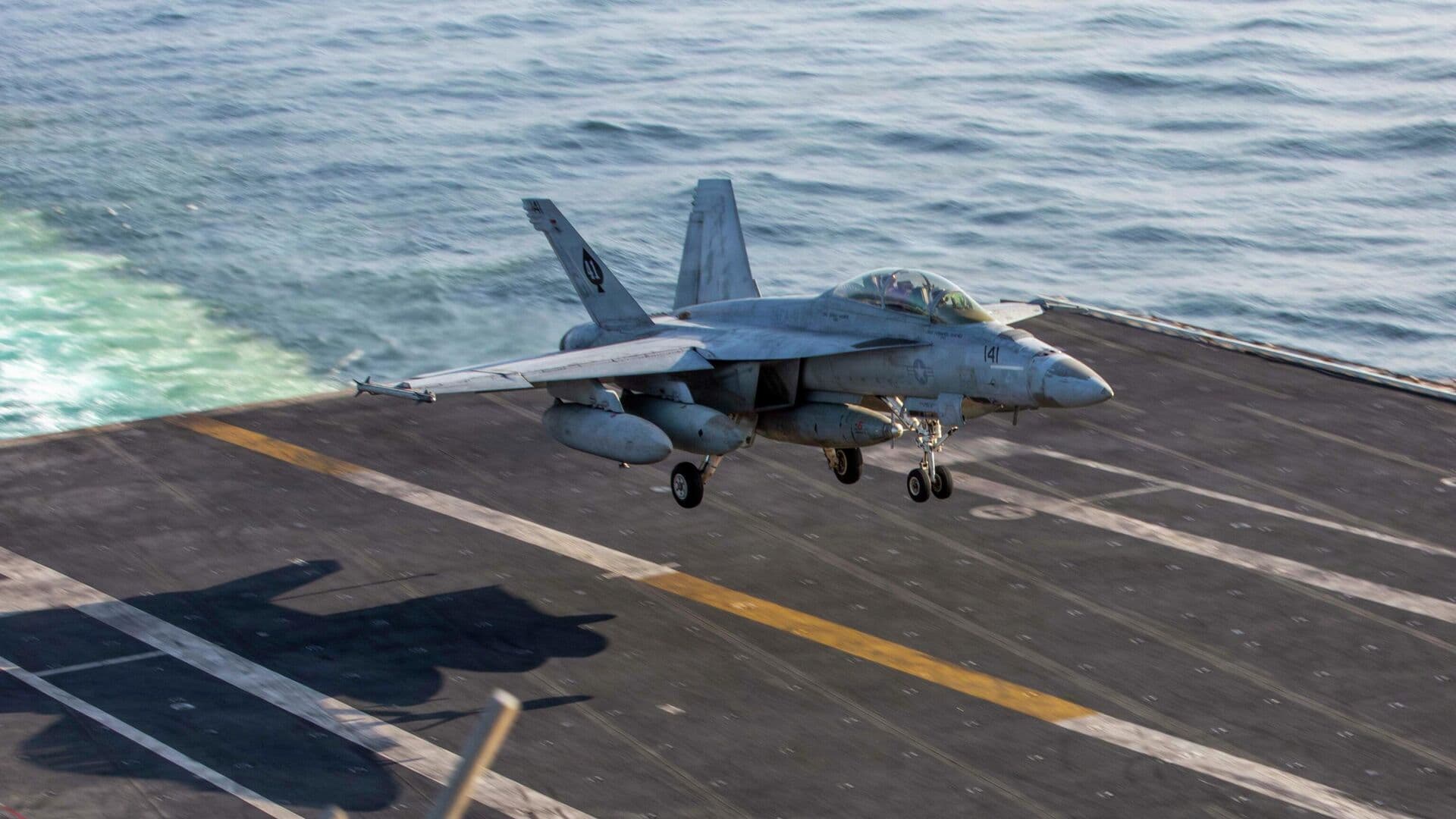 США могут столкнуться с нехваткой боеспособных авианосцев, пишут СМИ