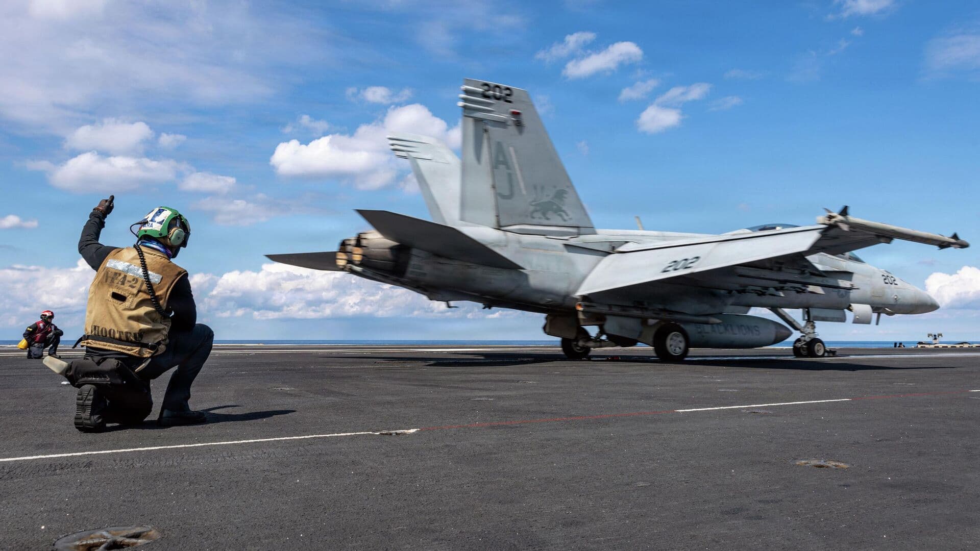 "Никто не ожидал". На Западе удивились внезапному ответу Ирана на атаку США