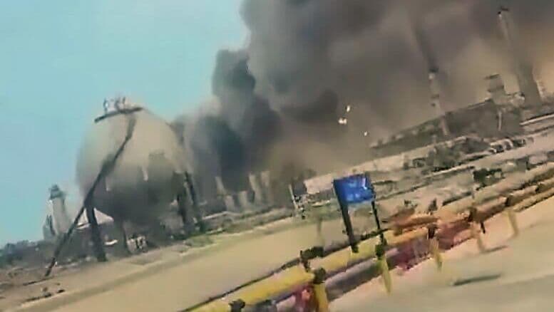 Атака на нефтезавод Saudi Aramco продлит энергокризис, считает эксперт