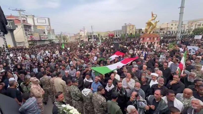 В Иране проходят похороны школьниц, погибших при атаке США и Израиля