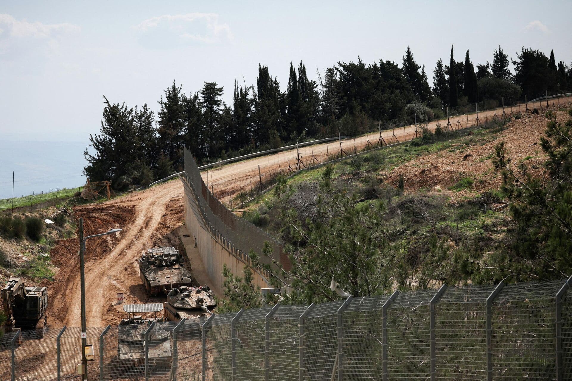 Армия Израиля вошла в Южный Ливан